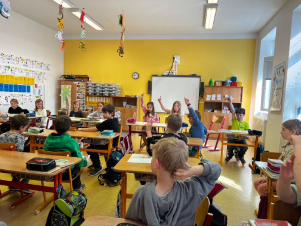 1205DE38-236C-44E2-91CA-022DEB4A72AC
